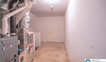 5041 Saw Grass Dr, Allen, PA 18067