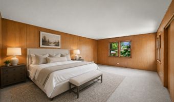 2110 E Eastman Ct, Arlington Heights, IL 60004