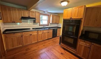 4 Boswell Trl, Foster, RI 02825