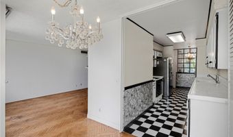 1340 S Beverly Gln 211, Los Angeles, CA 90024
