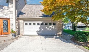 7418 Aqua Isle, Algonac, MI 48001