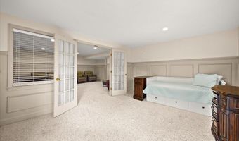 22 Prestwick Rd 22, Bourne, MA 02532