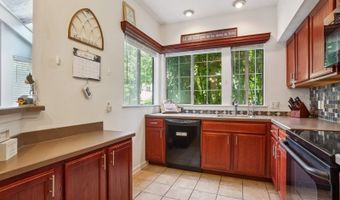 13 Birchwood Rd, Bedminster, NJ 07921