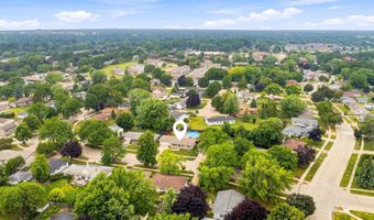 1786 SCHAEFER Cir, Appleton, WI 54915