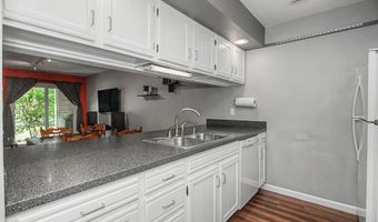 406 Faulkner Ct, Ames, IA 50014
