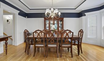 4 Chablis Ct, Bedford, NH 03110