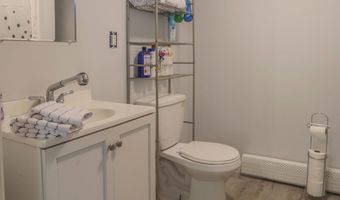 53 Lincolnville Ave, Belfast, ME 04915