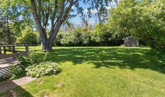 5730 W SANDRA Dr, Appleton, WI 54913