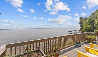 1299 Windmill Pt, Alburgh, VT 05440