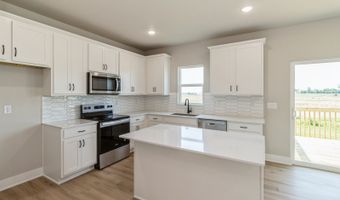 319 41st St SW, Altoona, IA 50009