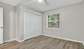 7770 INVERMERE Blvd N, Jacksonville, FL 32244