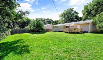 1222 Iowa Dr, Madison, WI 53704