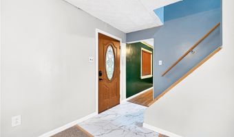 124 Bunker Hill Rd, Aliquippa, PA 15001