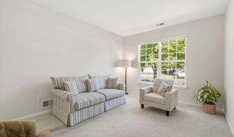 106 Lakeland Dr, Barnegat, NJ 08005