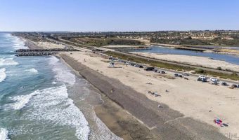 902 Caminito Madrigal F, Carlsbad, CA 92011