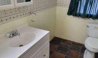 114 CHESTNUT Dr, Barnegat, NJ 08005