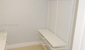 1152 99th St 27, Bay Harbor Islands, FL 33154