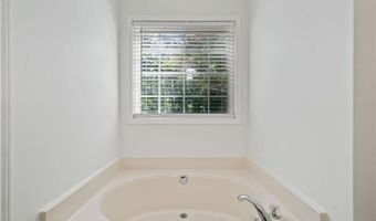 11 Dewey Dr, Adairsville, GA 30103