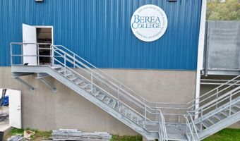 233 River Rd, Beattyville, KY 41311