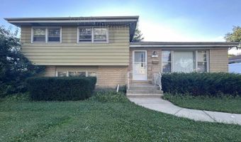 10 N ADAMS Dr, Addison, IL 60101
