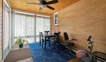 620 W SUNSET Ave, Appleton, WI 54911