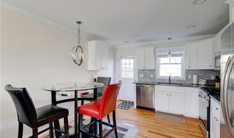 17 Mariner Way, Middletown, RI 02842