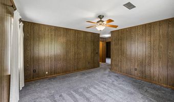 521 E Sunset Dr, Athens, TN 37303