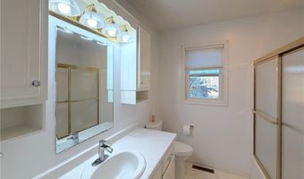 210 Knollwood St W, Annandale, MN 55302