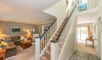 1 Victoria Pines Ln, Andover, NJ 07848