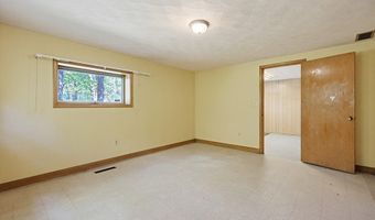 21 Daggett Rd, Attleboro, MA 02703