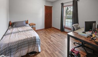 214 6Th Ave E, Albia, IA 52531
