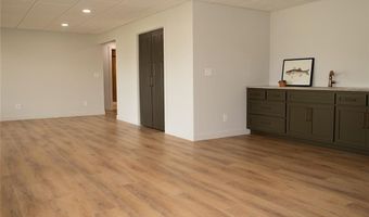 778 Lake Viking Ter, Altamont, MO 64620