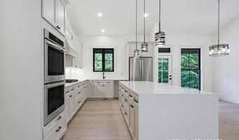 713 Province Rd, Belmont, NH 03220