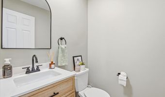 205 County Rd, Aberdeen, NJ 07721