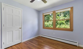 138 Wantastiquet Dr, Brattleboro, VT 05301