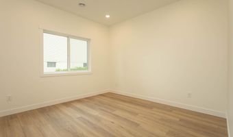 1011 Nokomis St, Alexandria, MN 56308
