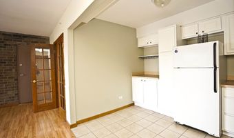 126 S La Londe Ave, Addison, IL 60101
