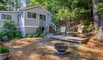 92 Red Gate Ln, Acton, ME 04001