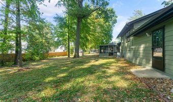 3913 Claridge Dr, Austintown, OH 44511