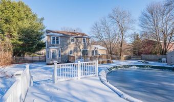 4 Country View Dr, Coventry, RI 02816