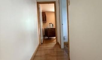 706 Mohawk St, Allentown, PA 18103