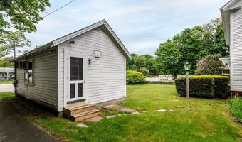 385 Ten Rod Rd, North Kingstown, RI 02852