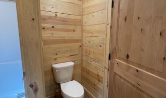391 Champs Rd, Bonners Ferry, ID 83805