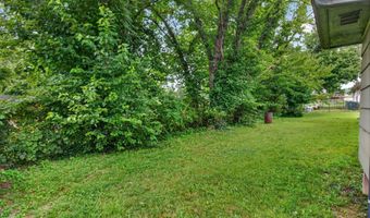 600 Shelton Ave, Ava, MO 65608