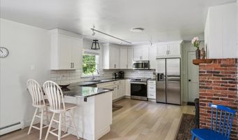 7 Grassy Brook Rd, Brookline, VT 05345