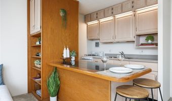 750 Amana St 1803, Honolulu, HI 96814