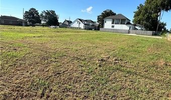 2000 BENJAMIN St, Arabi, LA 70032