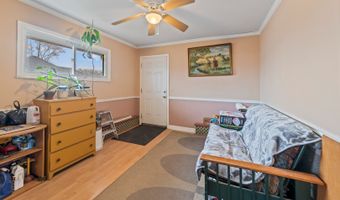 1119 E ALGONQUIN Rd 11, Arlington Heights, IL 60005