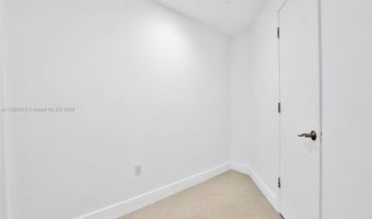 3131 NE 188th St 1-1212, Aventura, FL 33180