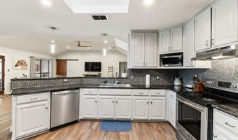 1843 Burr Oak, Adkins, TX 78101